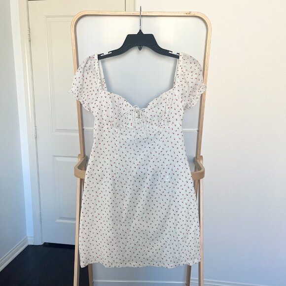 NWT PacSun LA Hearts White Floral Puff Sleeve Mini Dress Size XS - Picture 3 of 6